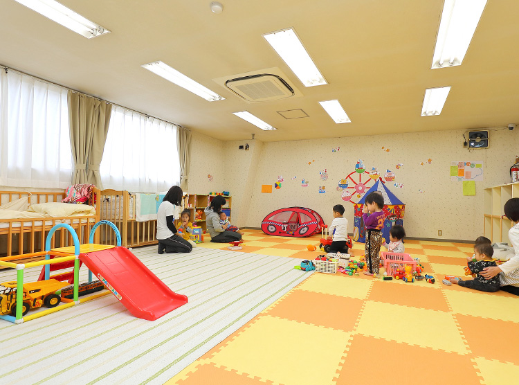 無料託児所